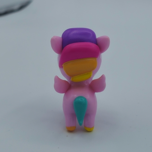 Tokidoki Neon Star Trixie Unicorno Mini Vinyl Figure - Picture 4 of 5